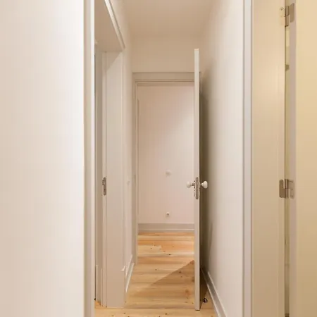Flh Bacalhoeiros Spacious Лиссабон