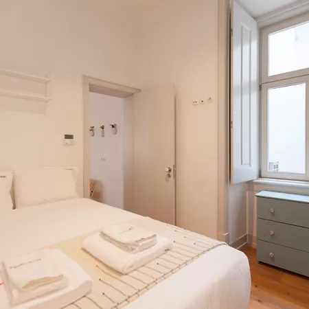 Апартаменти Flh Bacalhoeiros Spacious